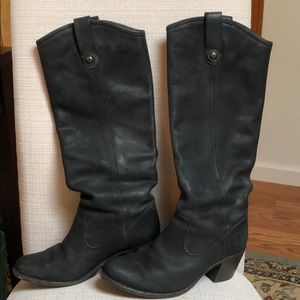 Fry black nubuck leather boots with small heel